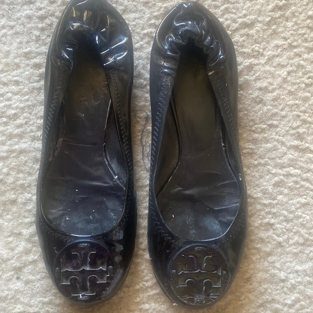 Tory Burch patent leather baby doll flats size 8